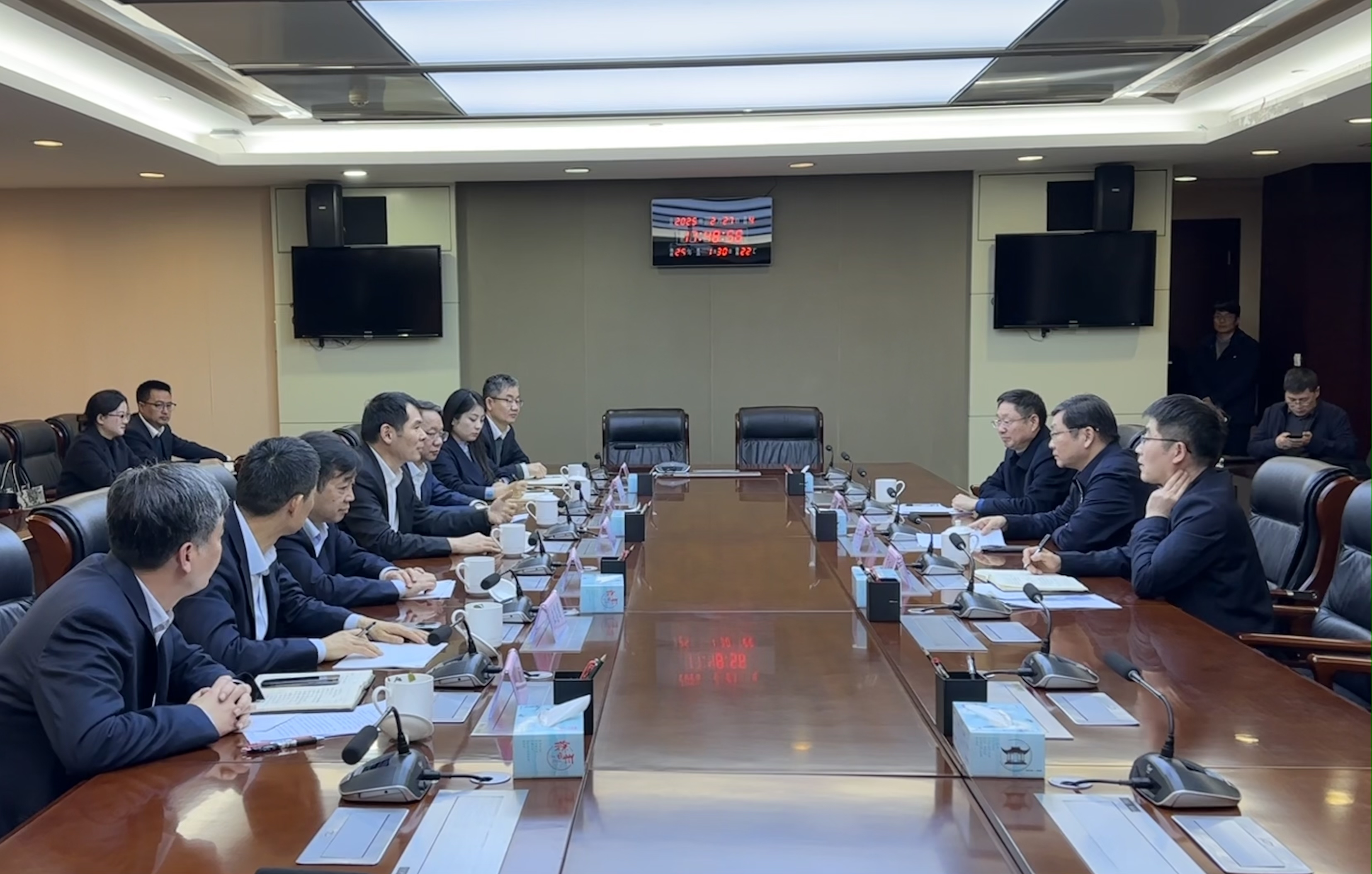 0228-2Scene of the Meet