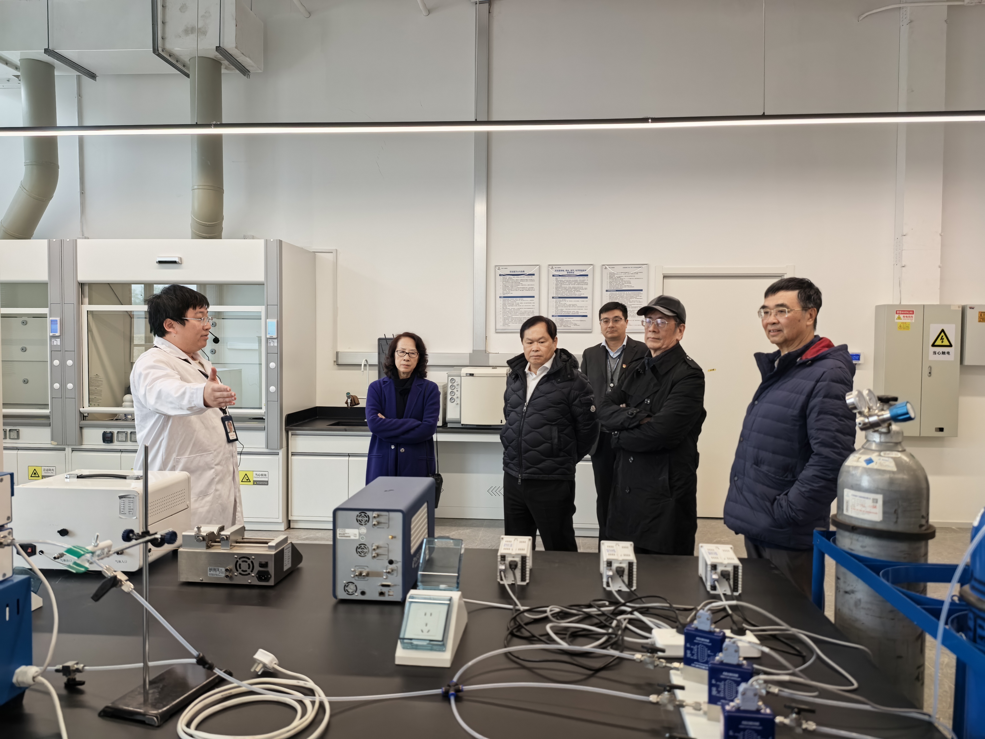 外部董事一行調(diào)研中冶檢測(cè)大興實(shí)驗(yàn)基地